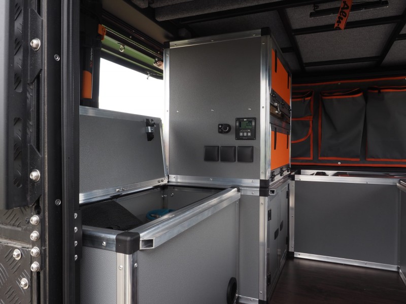 Alu-Cab Canopy Camper Ausbau