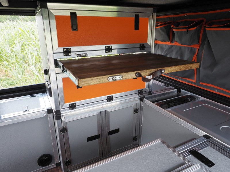 Alu-Cab Canopy Camper Ausbau
