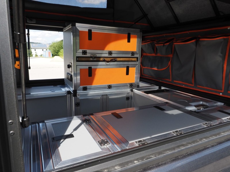Alu-Cab Canopy Camper Ausbau