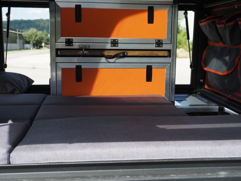 Alu-Cab Canopy Camper Ausbau